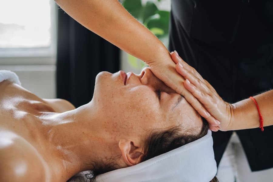 Drenagem linfática em clínica de estética
